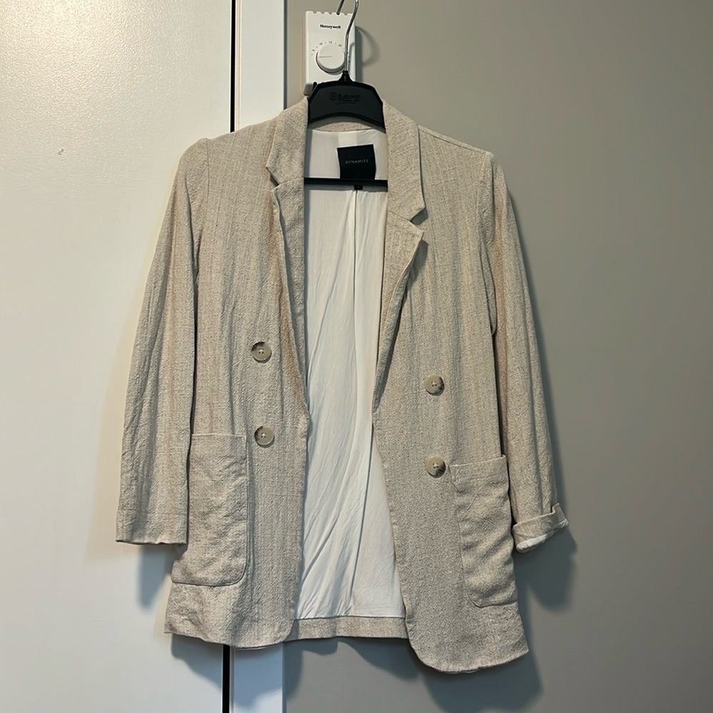 Dynamite linen blazer